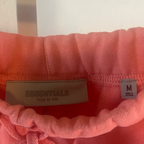🔥🎁 HOLIDAY STEAL!  ESSENTIALS Fear of God Set! Size MEDIUM - Picture 11 of 11